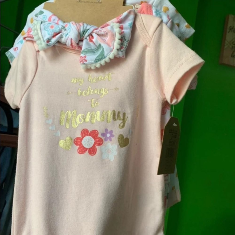 Little Girl Onesie 4 Pack